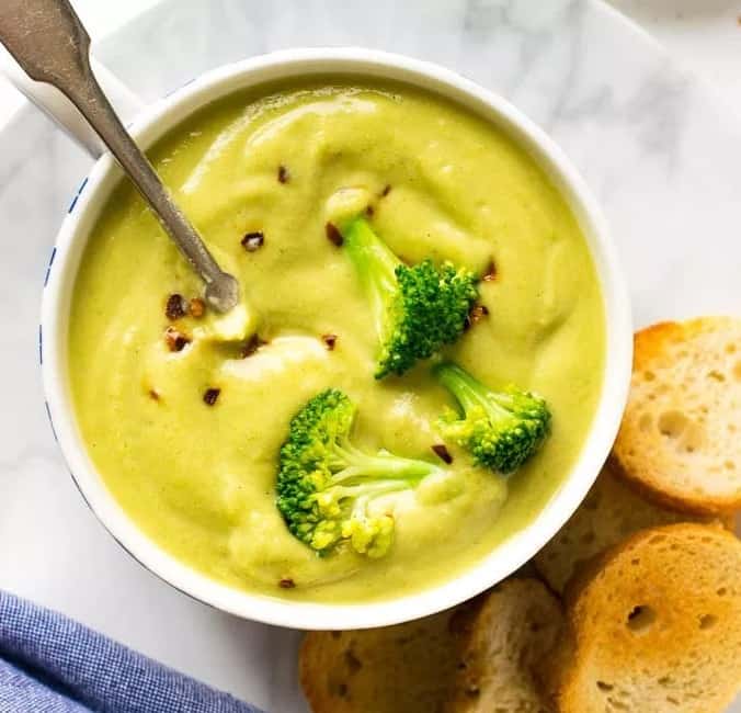 image of creamy cauliflower broccoli soup
